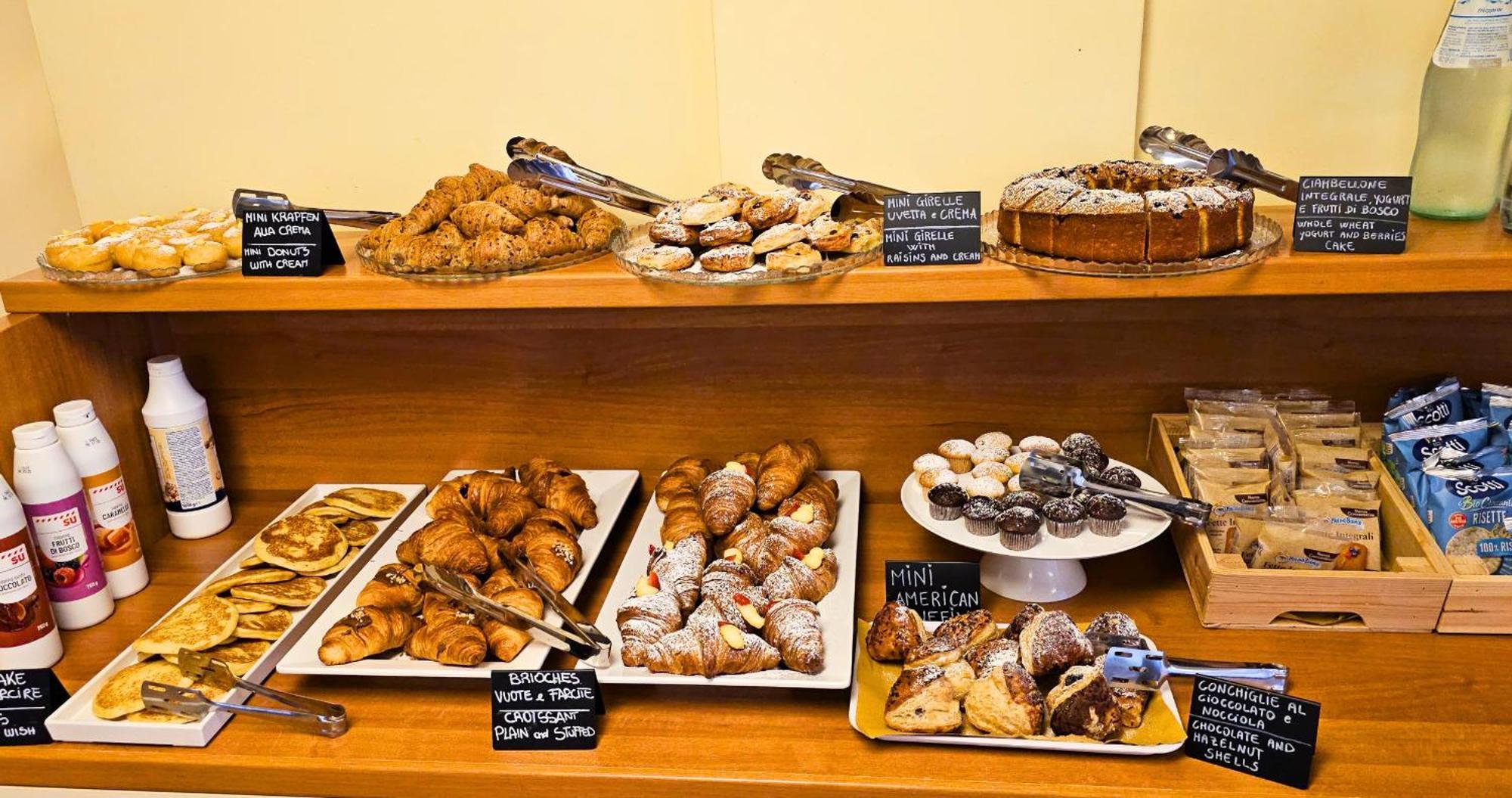 Hotel Selene Riccione Buitenkant foto