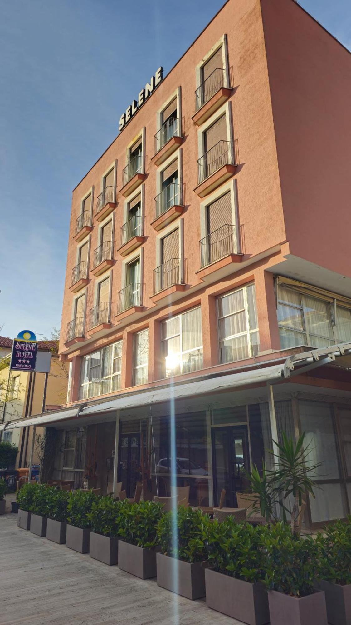 Hotel Selene Riccione Buitenkant foto