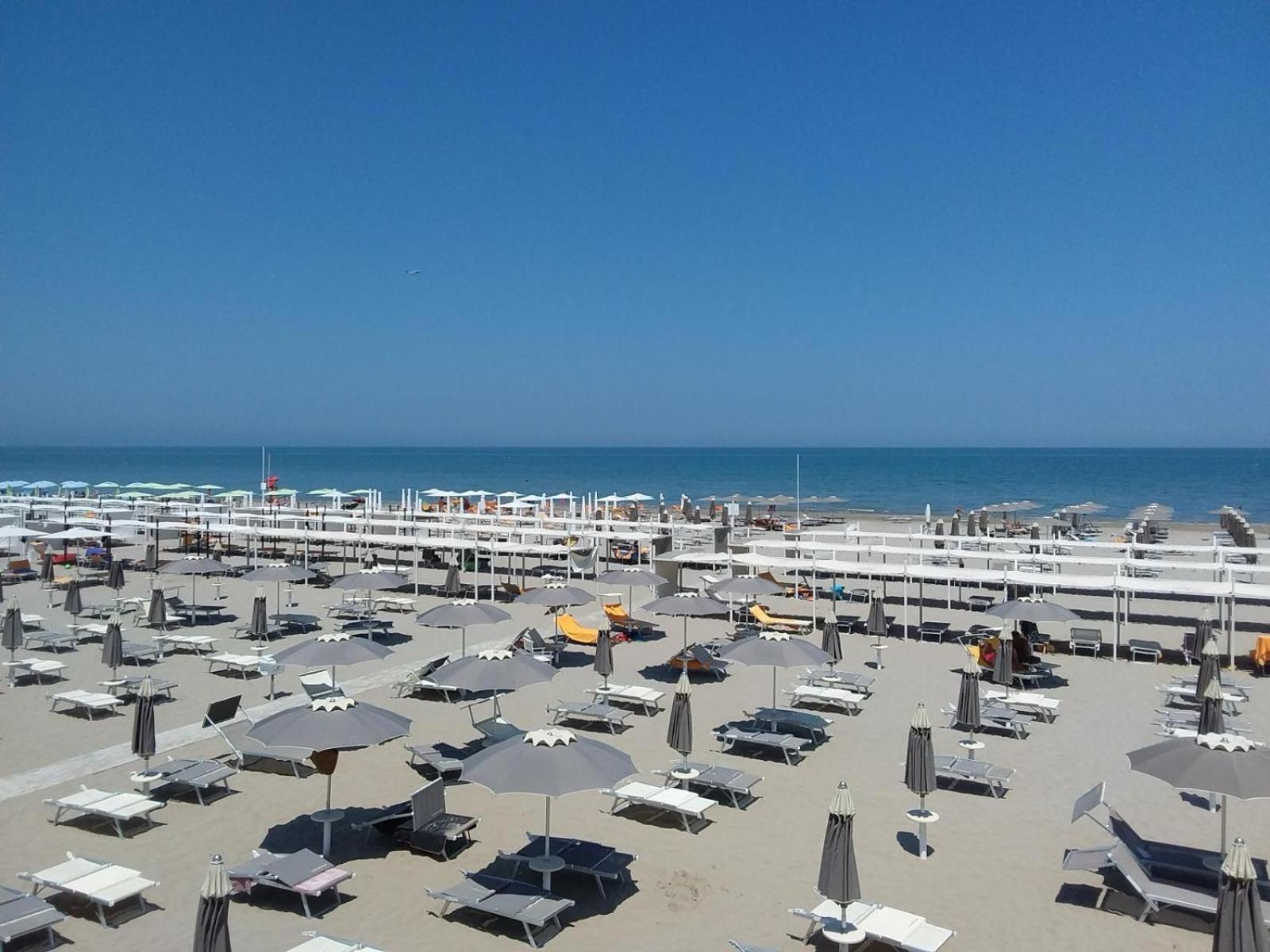 Hotel Selene Riccione Buitenkant foto